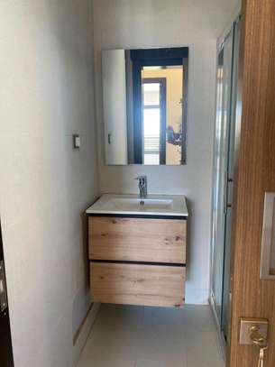 Appartement f4 à louer aux Almadies image 9