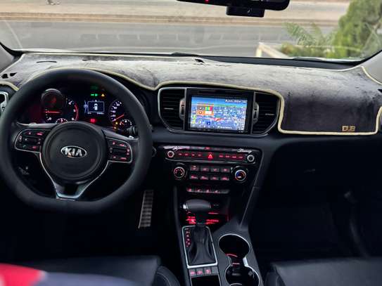 Kia sportage image 8