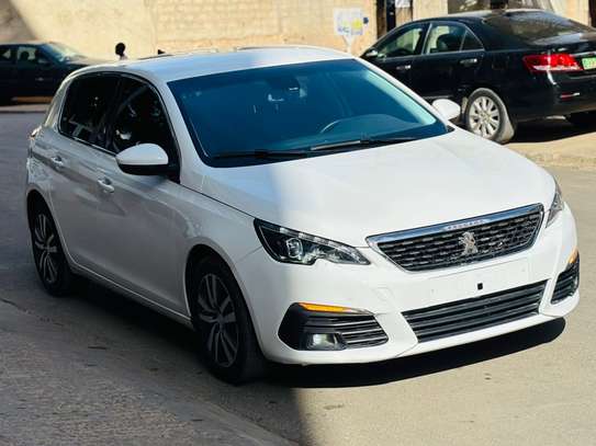 Peugeot 308 2018 image 2