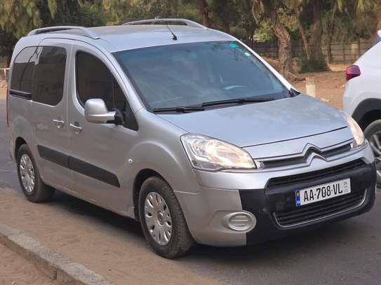 CITROËN BERLINGO ESSENCE image 8
