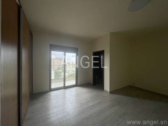 Ref_2479_PL Bel appartement neuf au Point E  au 4éme image 7