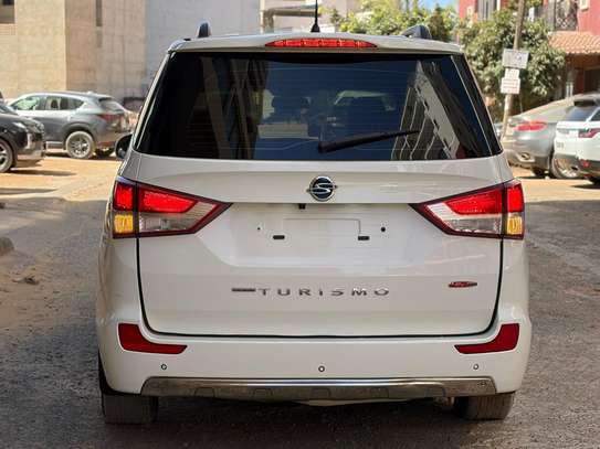 Ssangyong Korando Turismo 2017 image 12