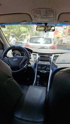 Hyundai Sonata 2010 image 3