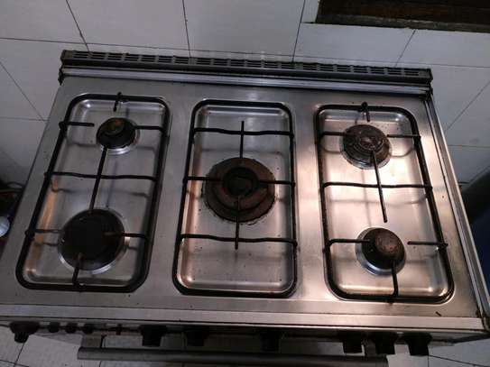 Cuisinière 5 feux avec Four et Rôtisserie image 2