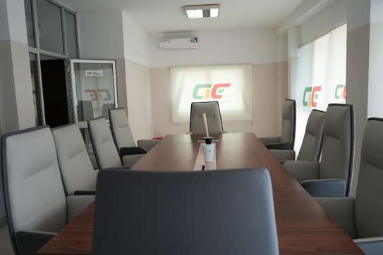 Salle de réunion à louer à la Cite Keur Gorgui image 4
