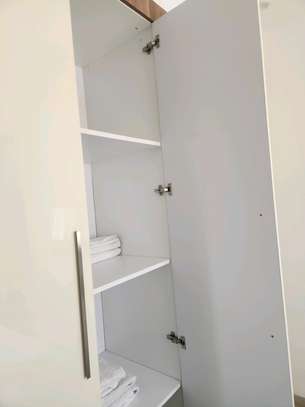 F2 meublé à louer image 9