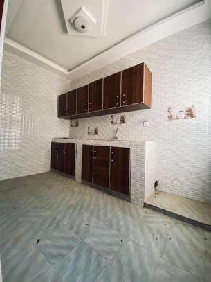 Bel appartement aux Almadies (zone de recasement) image 6