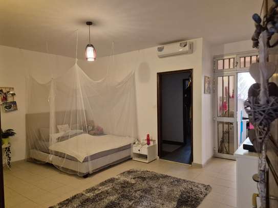 Belle villa proche de la plage sur Ngor Almadies image 11