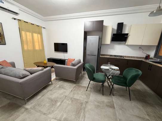 Appartement meublé aux Almadies image 9