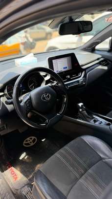 TOYOTA CHR 2022 - à vendre image 2
