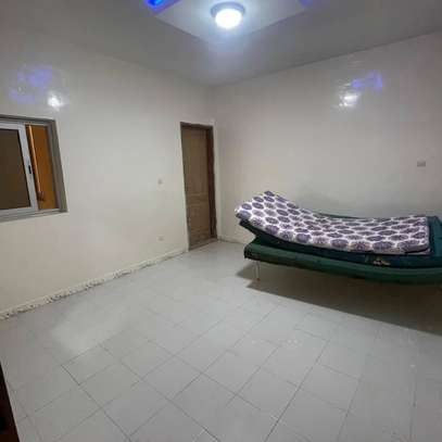 Appartement F5 à louer Za Mbao image 2