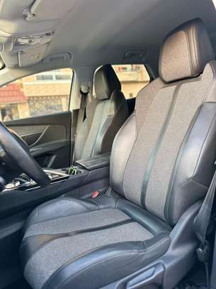 Peugeot 3008 image 9