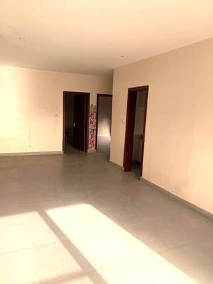 Appartement a louer a Ngor image 2