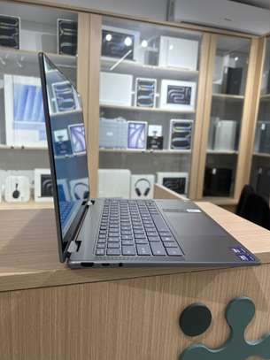 Lenovo Yoga 7 13 Pouces - Intel Ultra 5  | 16GB RAM | 1 Téra image 4