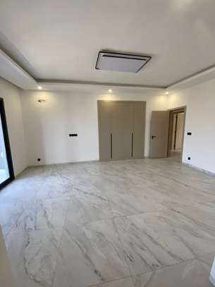 Joli Appartement F4 à louer à Fann Mermoz image 12