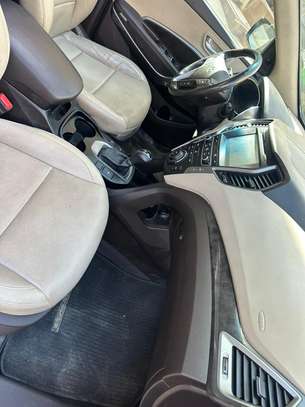 Hyundai santafe 2018 image 4