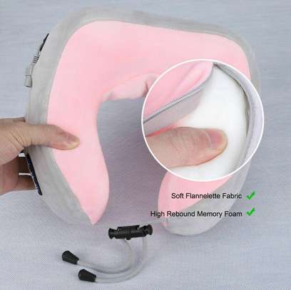 Oreiller de massage en forme de U Masseur de cou portable image 8
