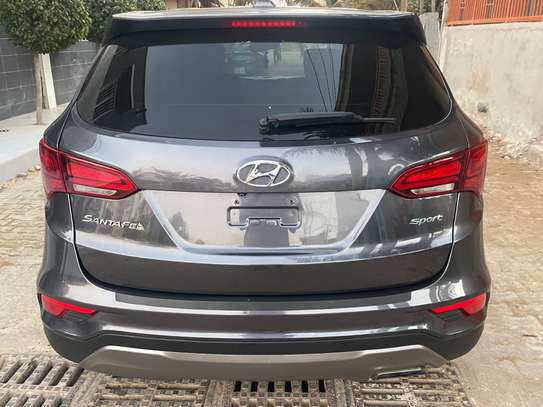 Hyundai Santa Fe 2017 image 12