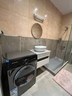 Studio meublé à louer au plateau image 13