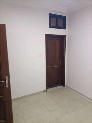 Sotrac Mermoz appartement de type F4 à louer image 2