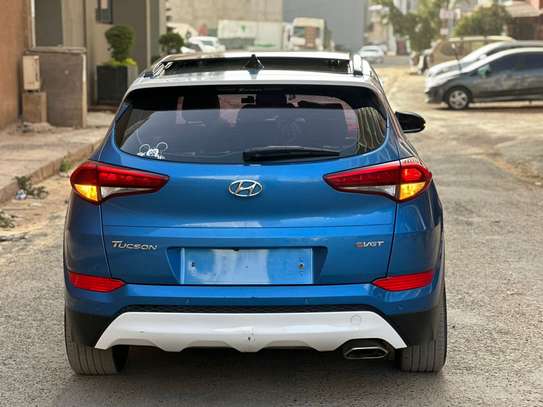 Hyundai Tucson EVGT image 8
