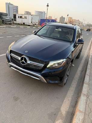 MERCEDES BENZ GLC 300 AMG EDITION image 2