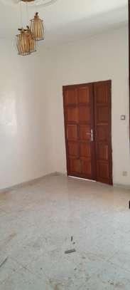 Appartement F3 à louer à Zac mbao image 3
