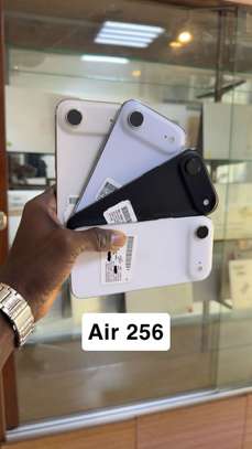 Apple iPhone Air 256 Go Blanc Noir Gris image 1