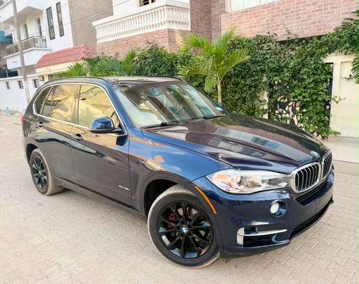 bmw x5 image 4
