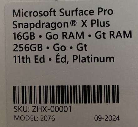 Surface Pro 11 X Plus 16/ 256 avec clavier image 2