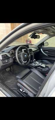 BMW 320 image 5