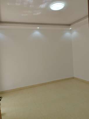 Appartement F3 à  louer à la cite isra image 5