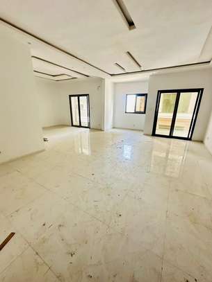 APPARTEMENT F4 À LOUER – ALMADIES RECASEMENT image 1
