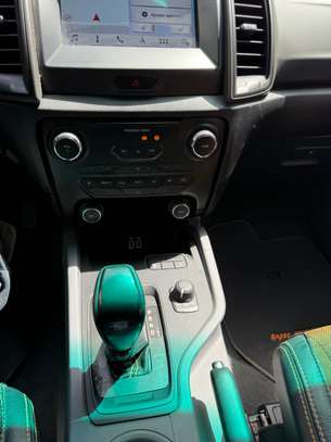 Ford Ranger Pick-up double cabine diesel gris foncé image 4