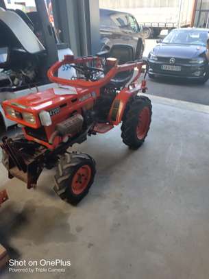 Tracteur Agricole KUBOTA venant Japon image 4