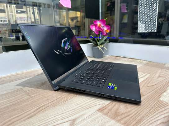 Asus Zephyrus M16 i9 13th RTX 4070 32Go 1To Gaming image 5