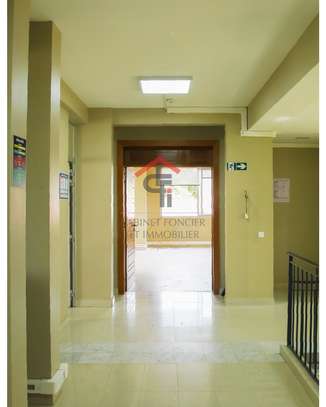 BUREAUX A LOUER A FANN RESIDENCE image 1