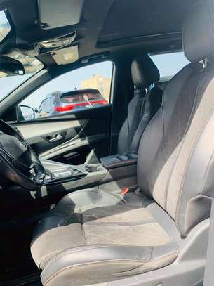 Peugeot 3008 gt 2018 image 5