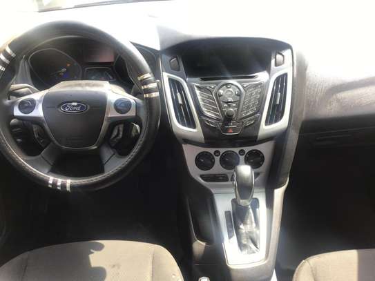 FORD FOCUS  SE ANNÉE 2013 image 5
