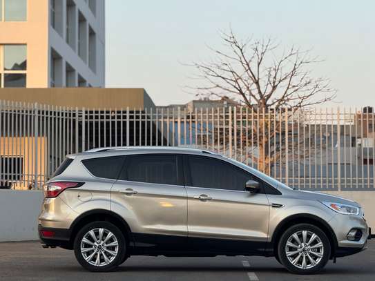 Ford escap Titanuim année 2017 image 6