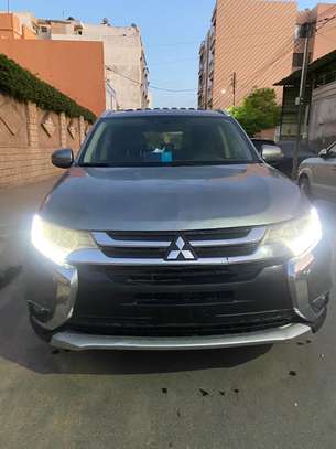 Mitsubishi Outlander  2016 image 9