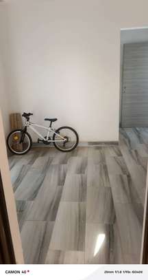 APPARTEMENT F2 A MERMOZ BATRAIN image 5