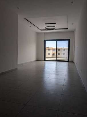 T4 VIDE HAUT STANDING – AMITIÉ 3 (Proche Mermoz) image 3