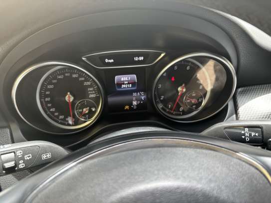 Mercedes GLA 180  2020 image 4