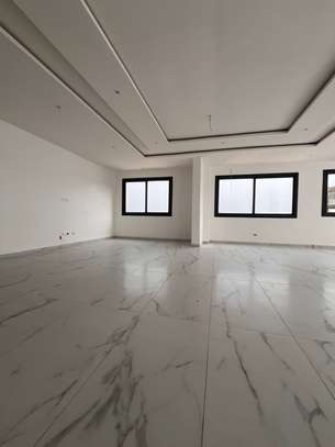 F4 CORNICHE ALMADIES image 14