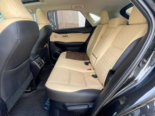 Lexus NX300  2018 image 8