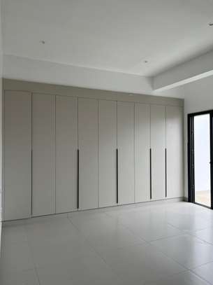 Appartement à louer au POINT E 173m2 image 7