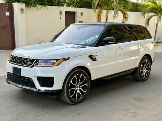 Range Rover Sport image 12