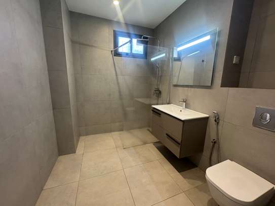 4 chambres salon à louer aux plateau corniche image 10