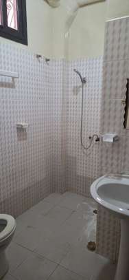 Appartement F4 à louer à la Zac Mbao image 9